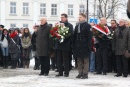 Wieniec składają Posłowie na Sejm RP Wojciech Jasiński i Marek Opioła oraz senator Marek Martynowski